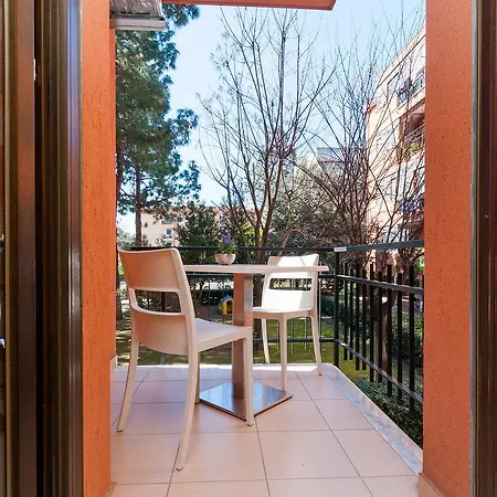 Al Moli Bed & Breakfast 2*
